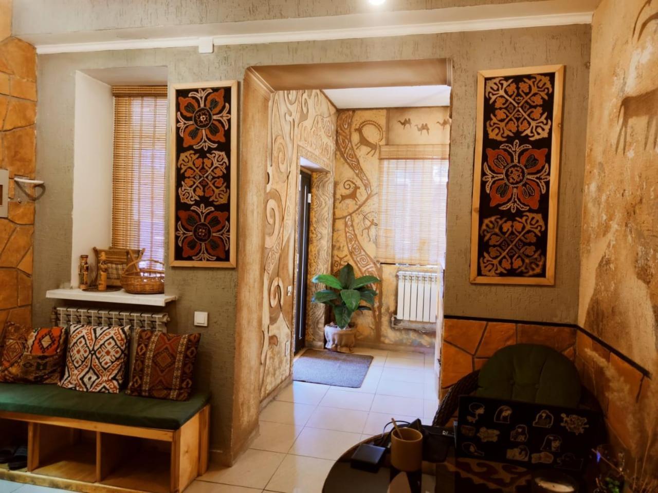 Silkroad Guesthouse Bischkek Exterior foto
